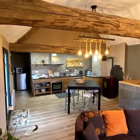 Appartement Cosy Lezinnes Exterior photo